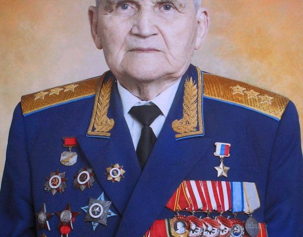 Герой России, генерал-полковник авиации Александр Петрович Андреев