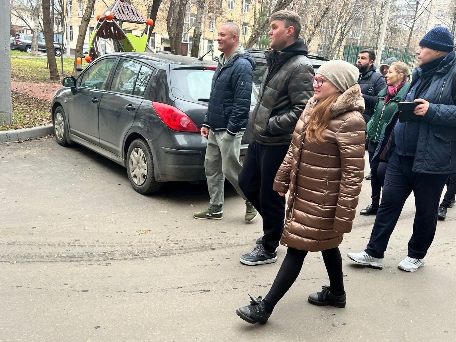 Пешеходы в Москве. Кавказ сейчас. Активист.